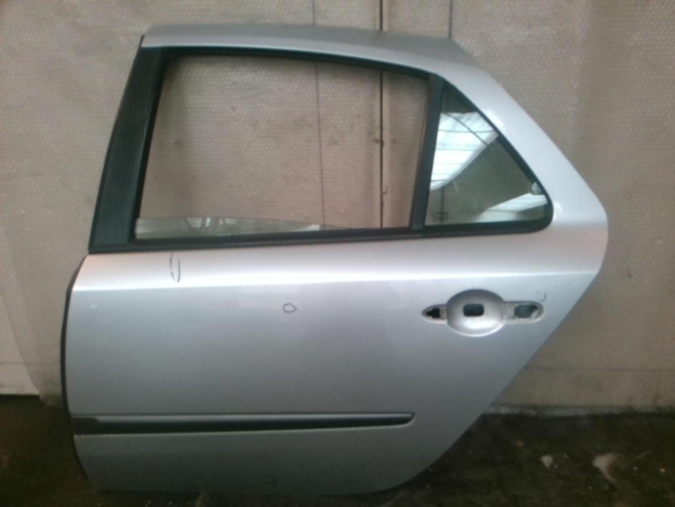 Porte arriere gauche