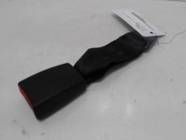 Attache ceinture arriere droit