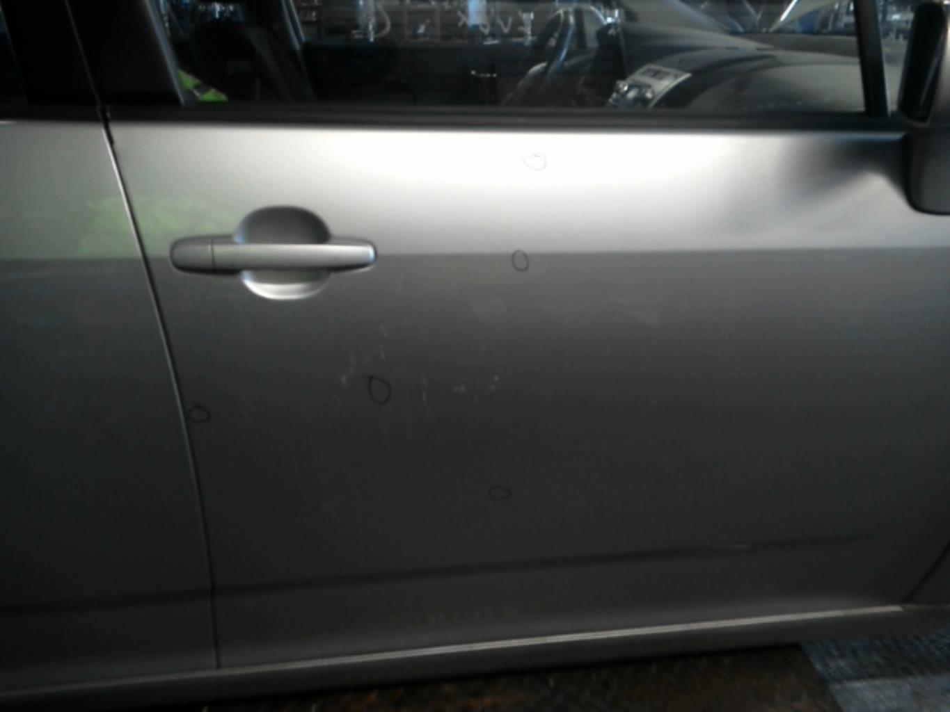 Porte avant droit