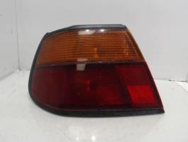 Fanale posteriore principale sinistro (luci)