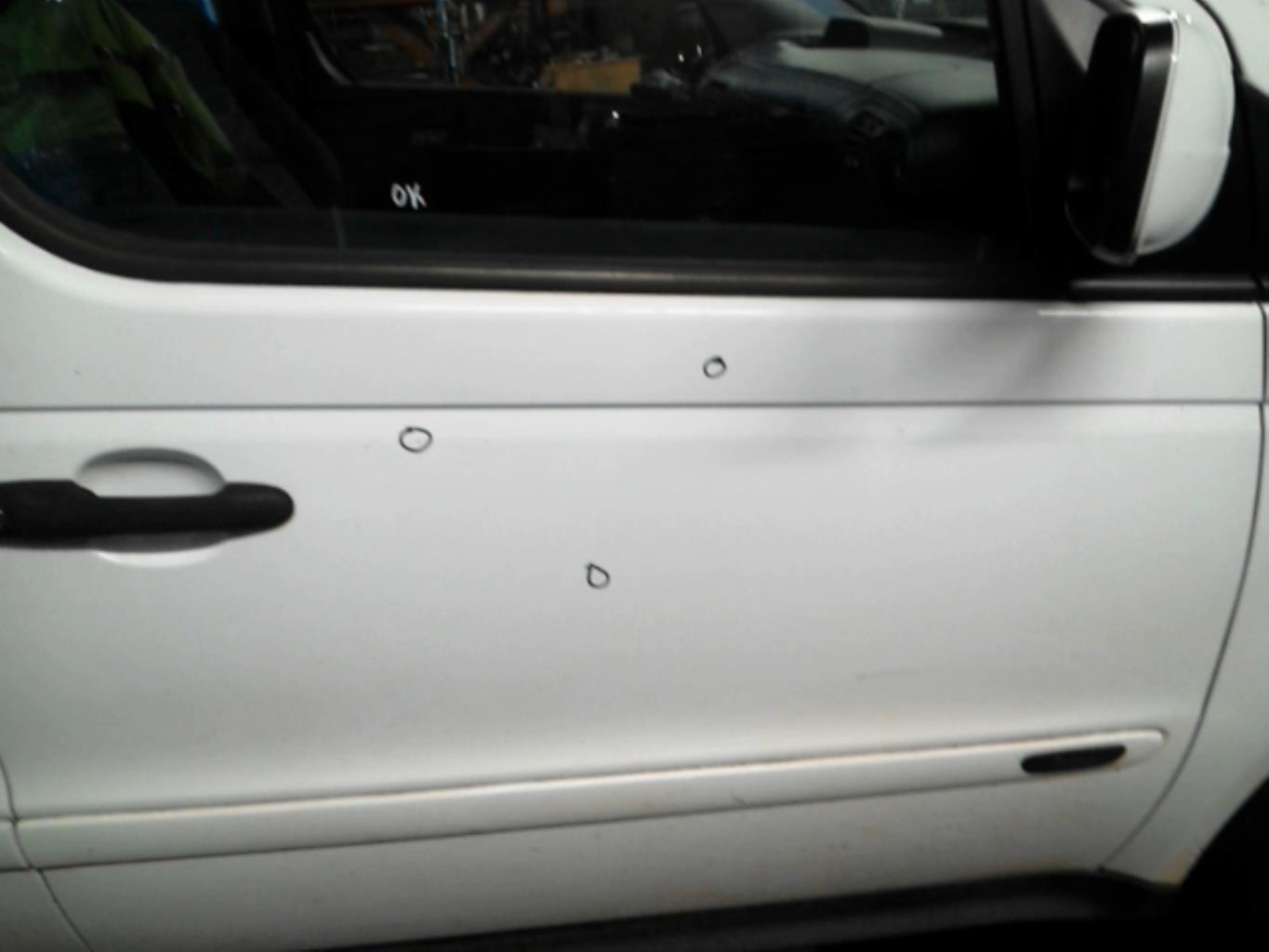 Porte avant droit