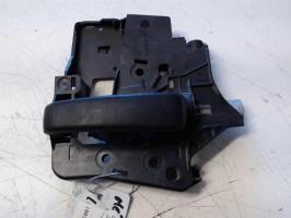 Poignee interieur porte laterale droite