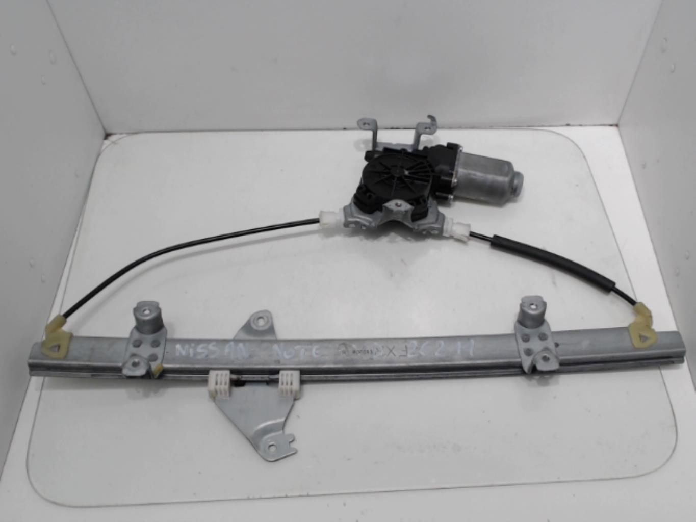 Elevalunas eléctrico delantero derecho