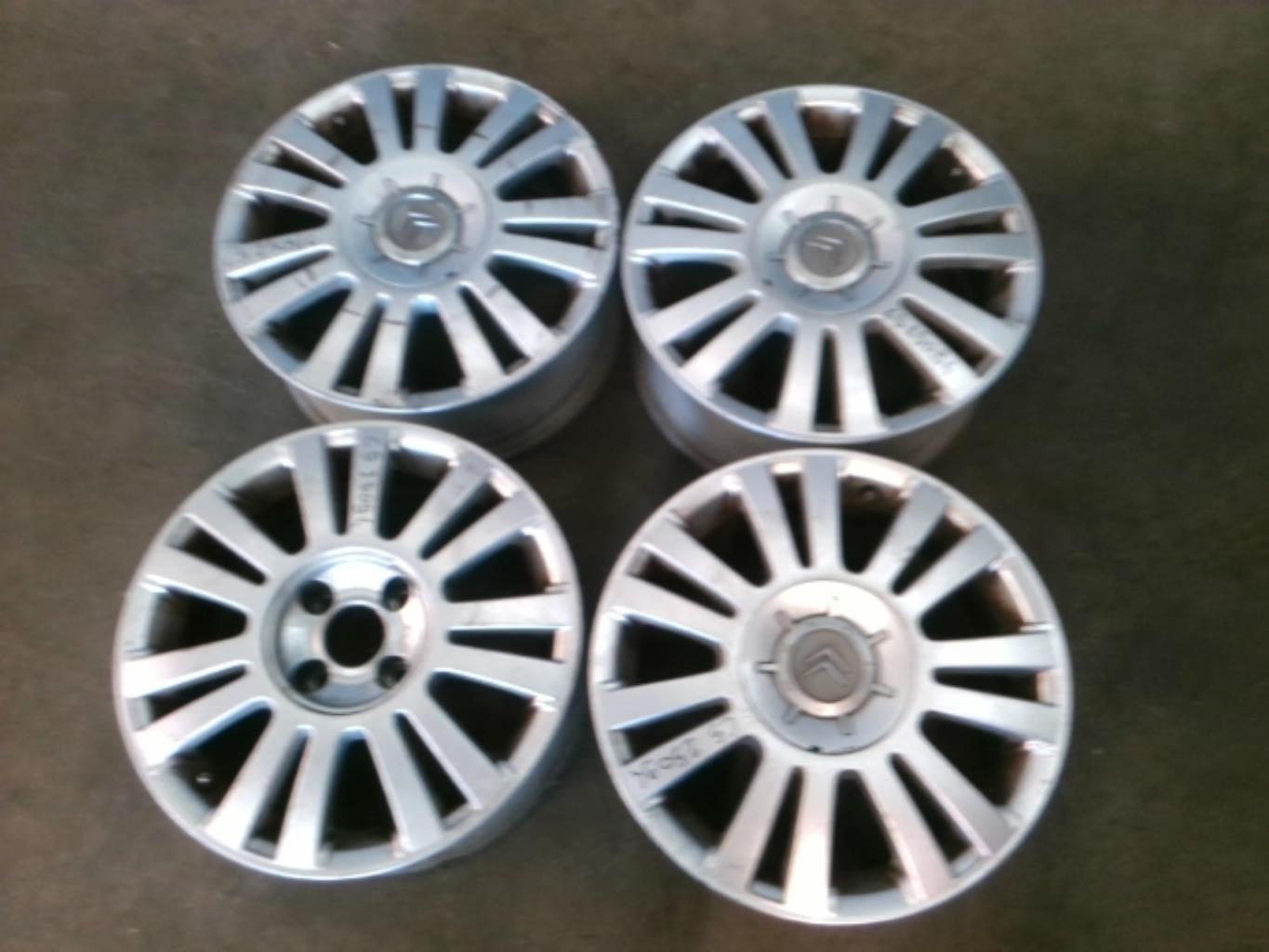 Set di 4 cerchioni