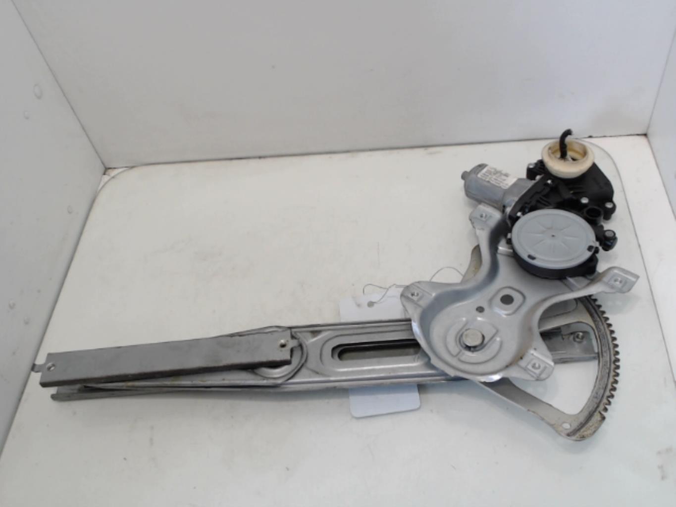 Leve vitre electrique avant gauche