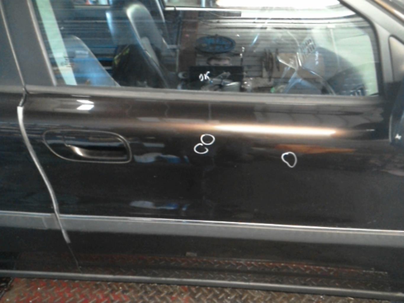 Porte avant droit