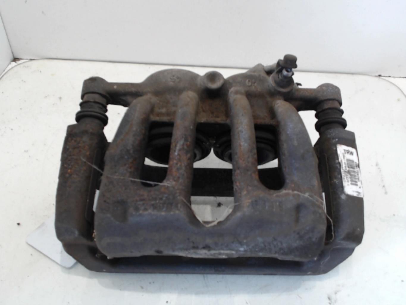Etrier avant gauche (freinage)