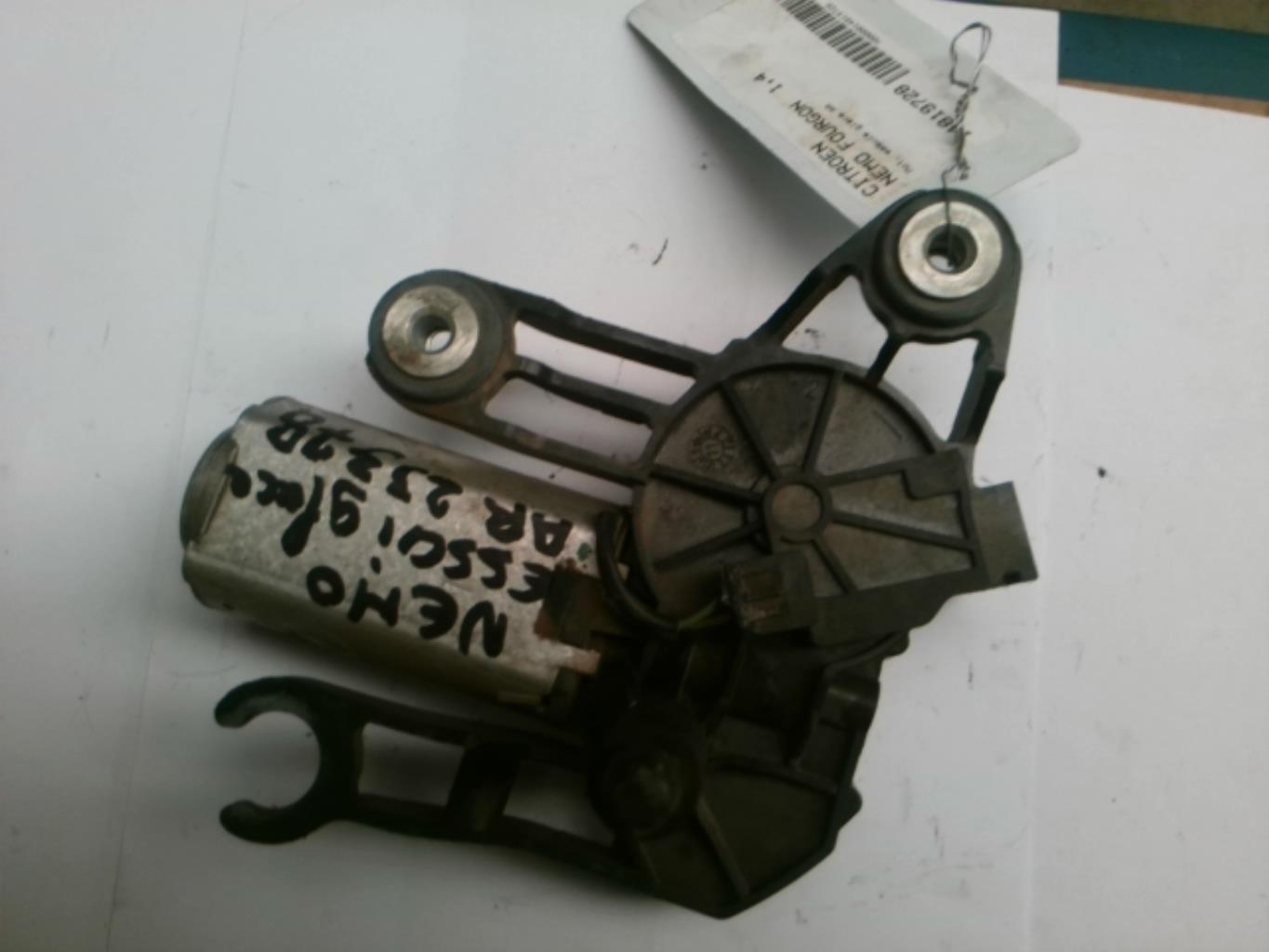 Moteur essuie glace arriere
