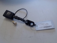 Attache ceinture avant droit