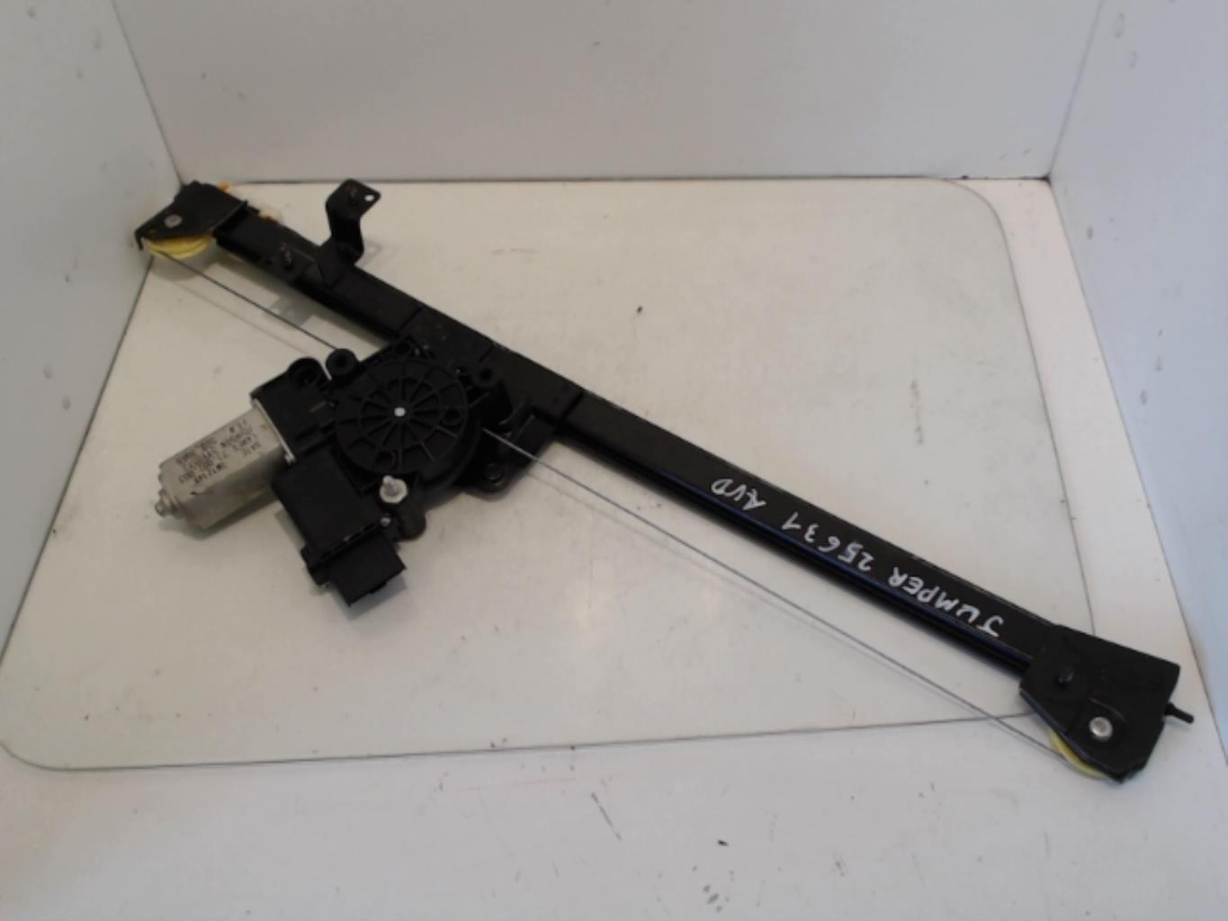 Leve vitre electrique avant droit