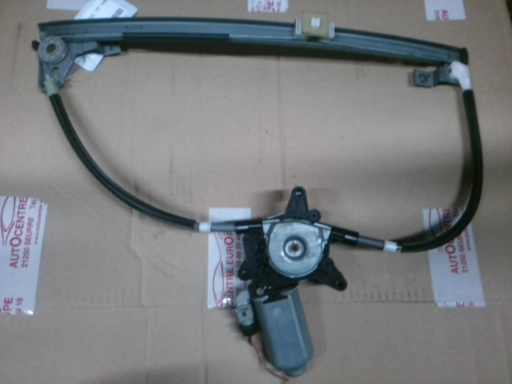 Leve vitre electrique avant gauche