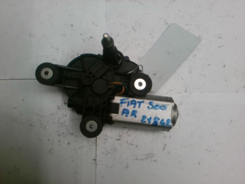 Moteur essuie glace arriere