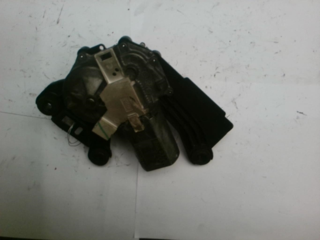 Moteur essuie glace arriere