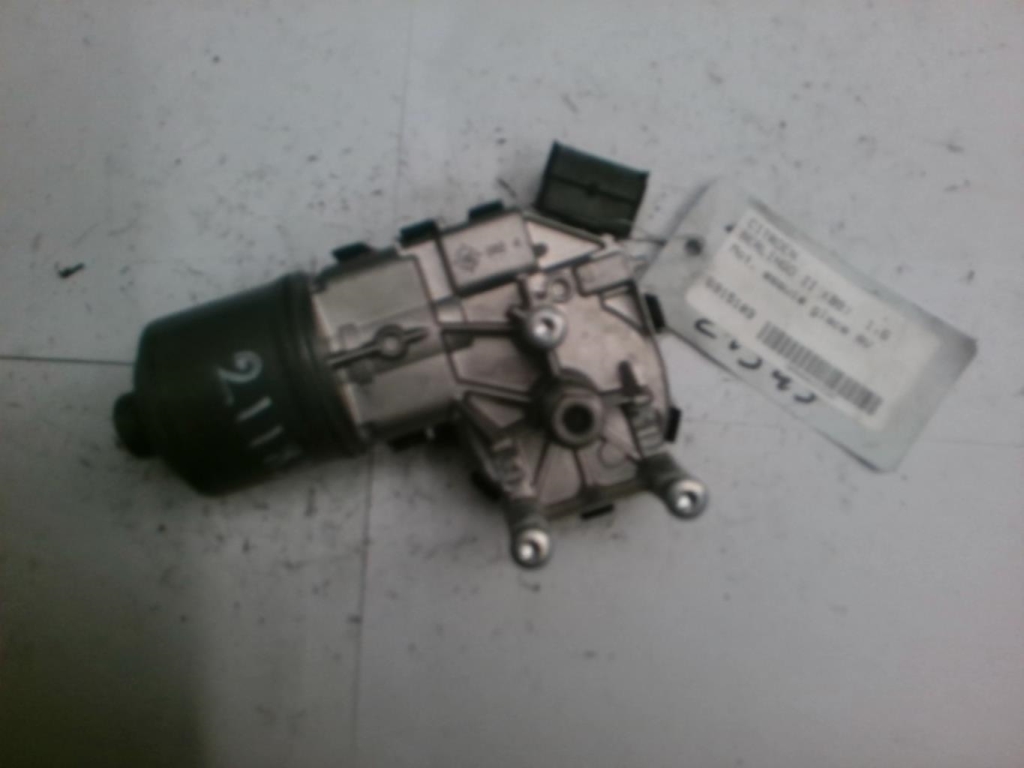 Moteur essuie glace avant