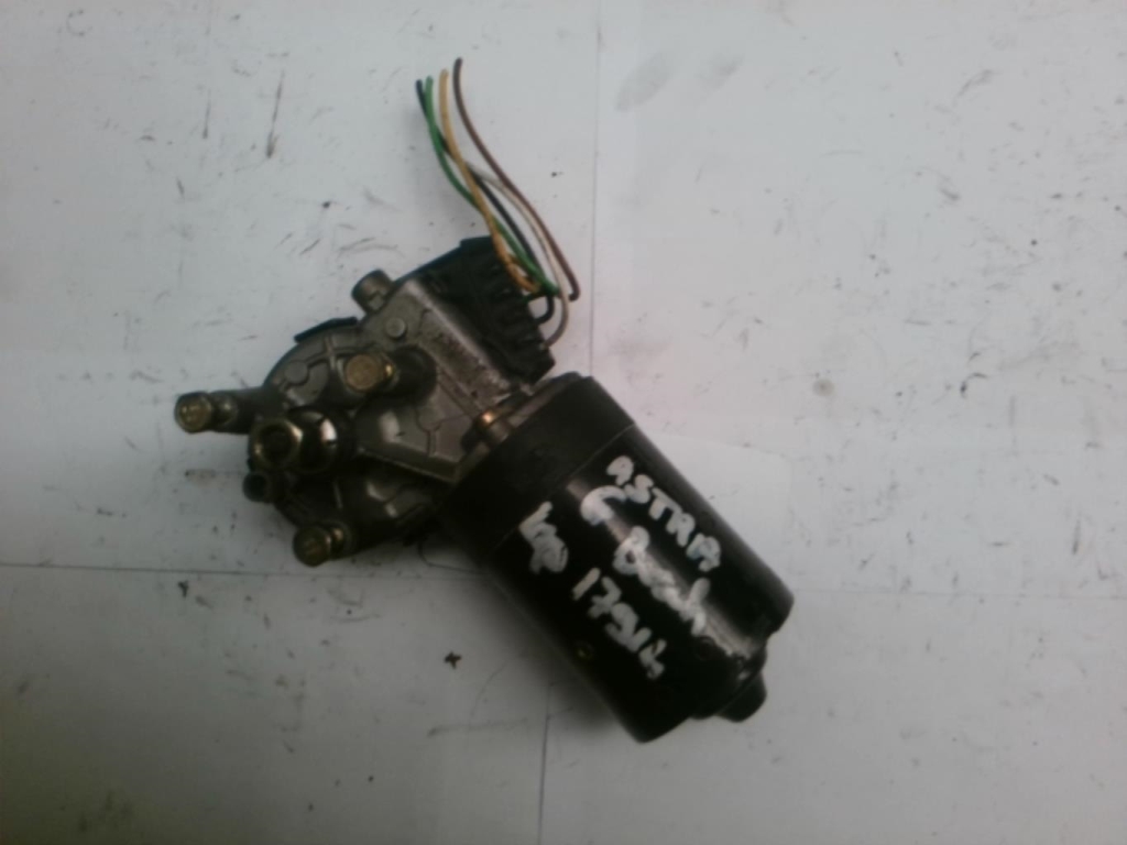 Motor de limpiaparabrisas delantero