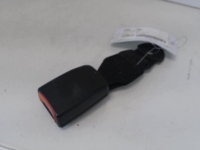 Attache ceinture arriere droit