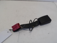 Attache ceinture avant droit