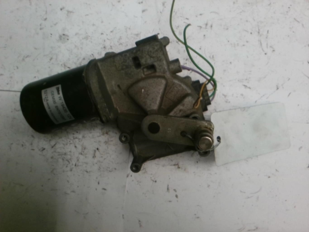 Moteur essuie glace avant