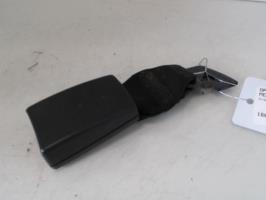 Attache ceinture arriere gauche