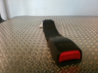 Attache ceinture arriere gauche