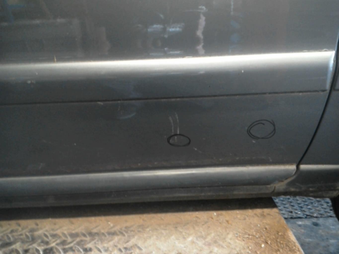 Porte avant droit