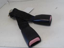 Attache ceinture arriere gauche