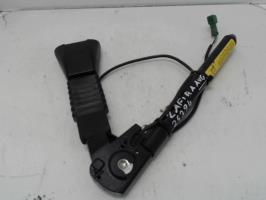 Attache ceinture avant gauche