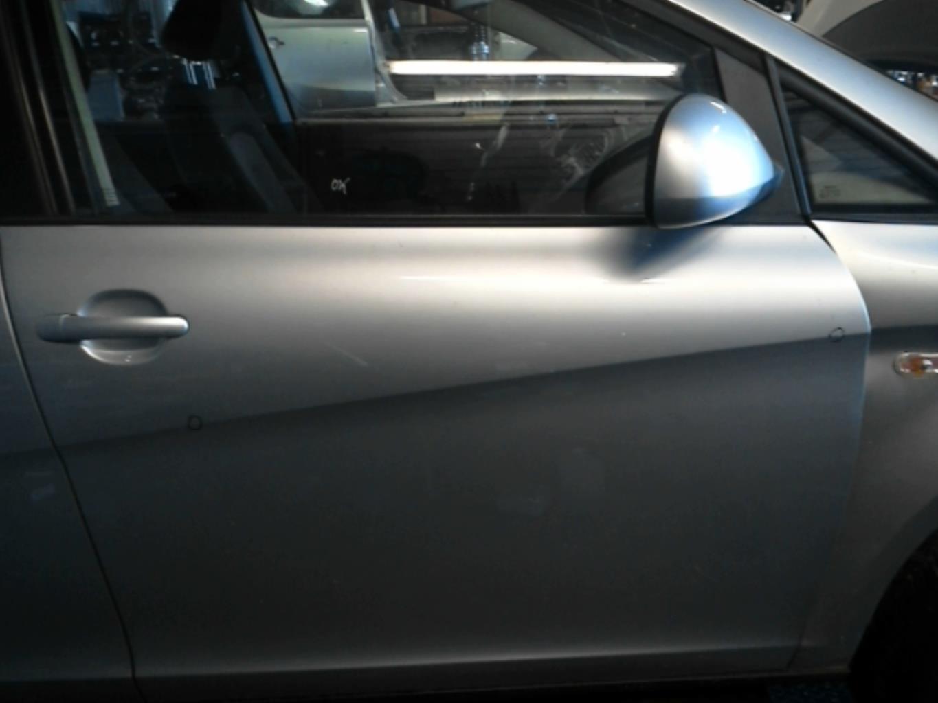 Porte avant droit