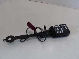 Attache ceinture avant droit