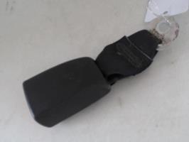 Attache ceinture arriere gauche