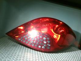 Fanale posteriore principale destro (luci)