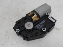 Motor del techo solar