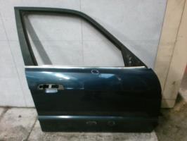 Puerta delantera derecha