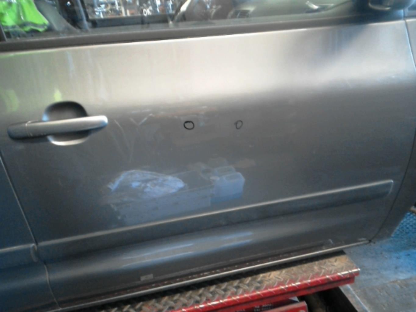 Porte avant droit