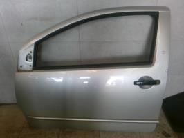 Puerta delantera izquierda