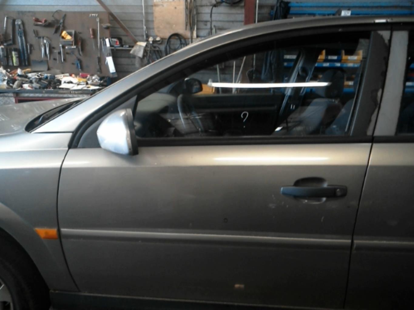 Porte avant gauche
