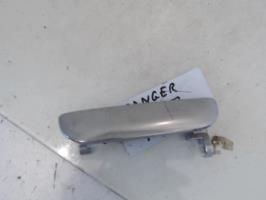 Poignee porte avant droit
