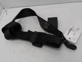 Attache ceinture arriere droit