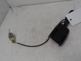 Attache ceinture avant droit