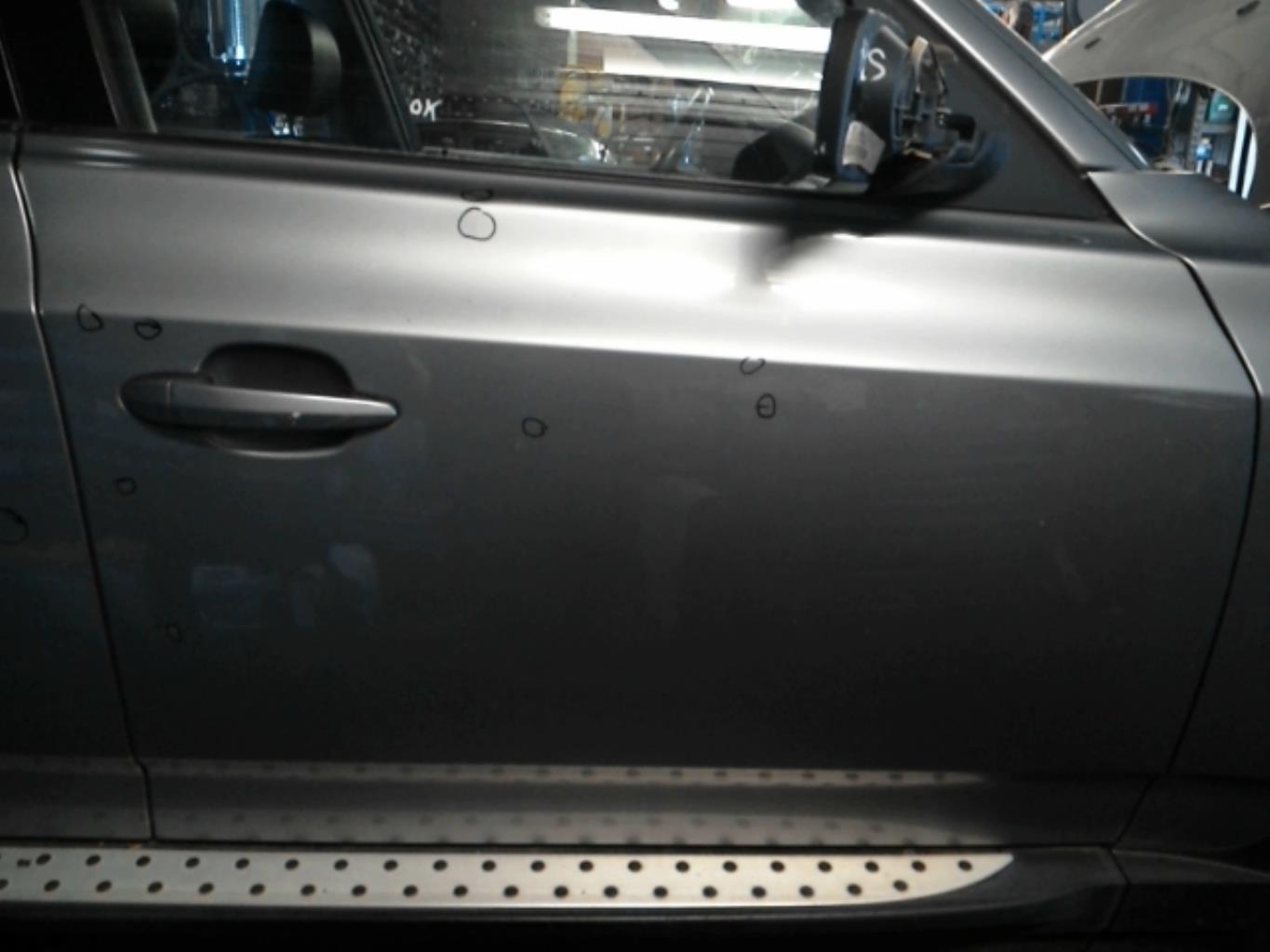 Porte avant droit