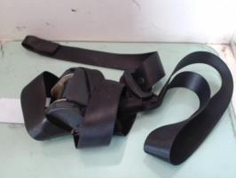 Ceinture avant gauche