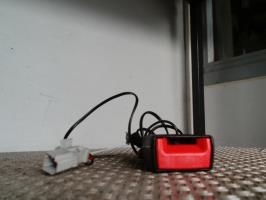 Attache ceinture avant droit