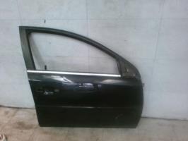 Puerta delantera derecha