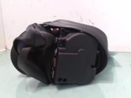 Ceinture arriere droit