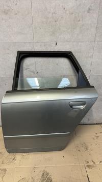 Puerta trasera izquierda