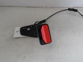Attache ceinture arriere droit