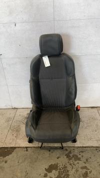 Asiento delantero derecho