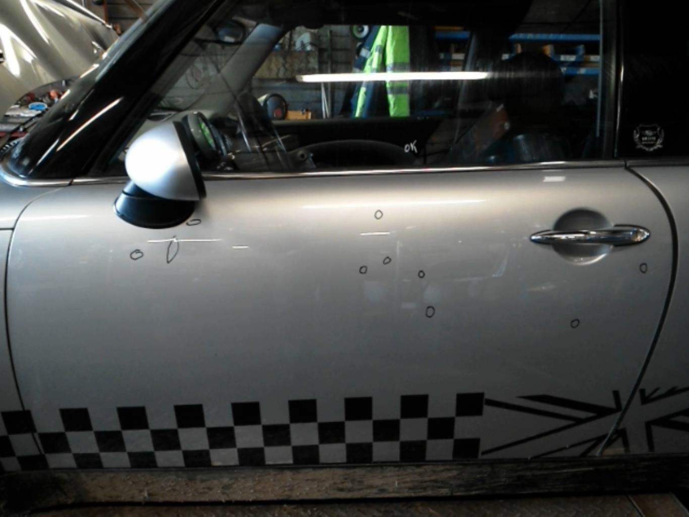 Porte avant gauche