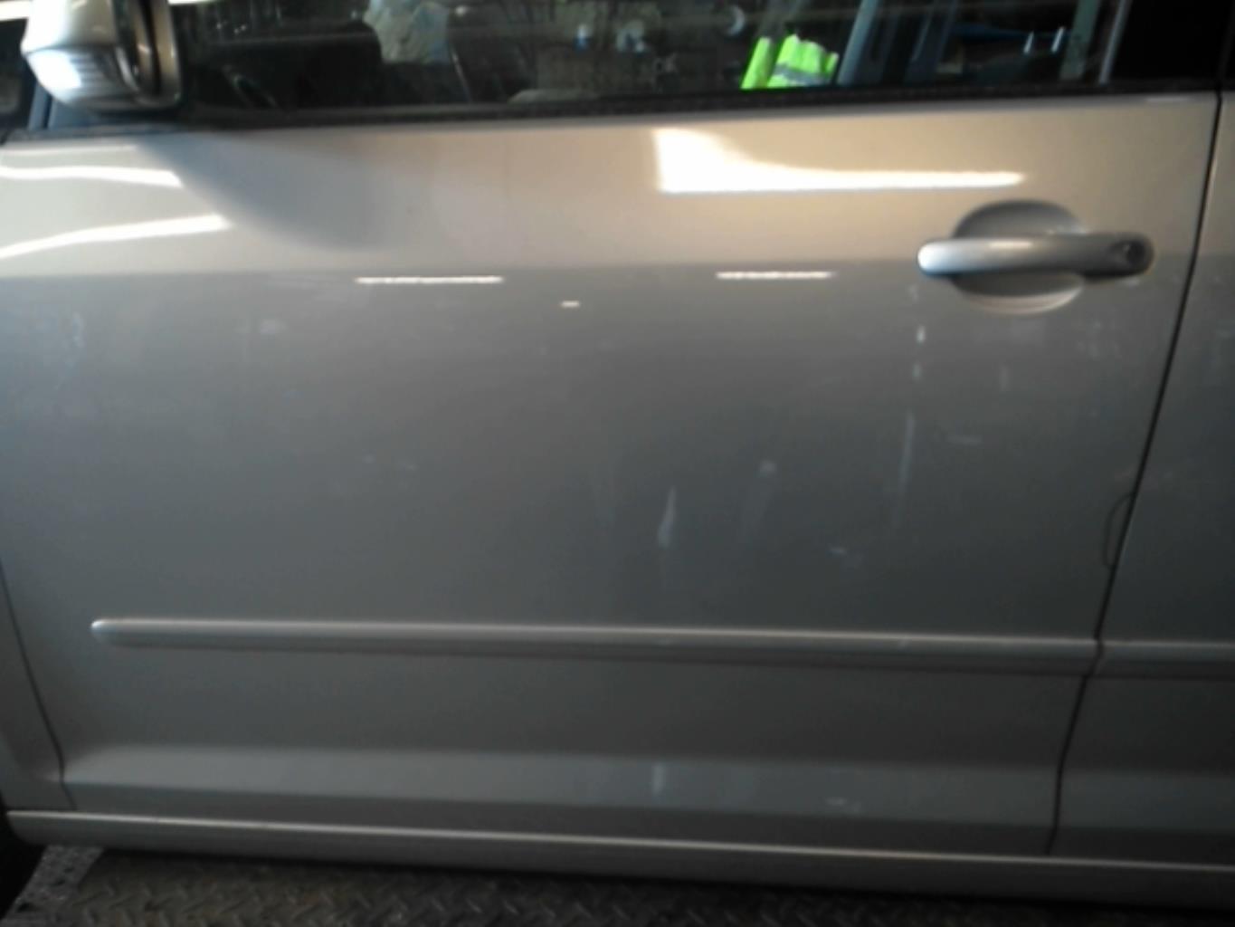 Porte avant gauche