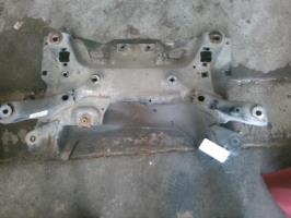 Culla motore anteriore